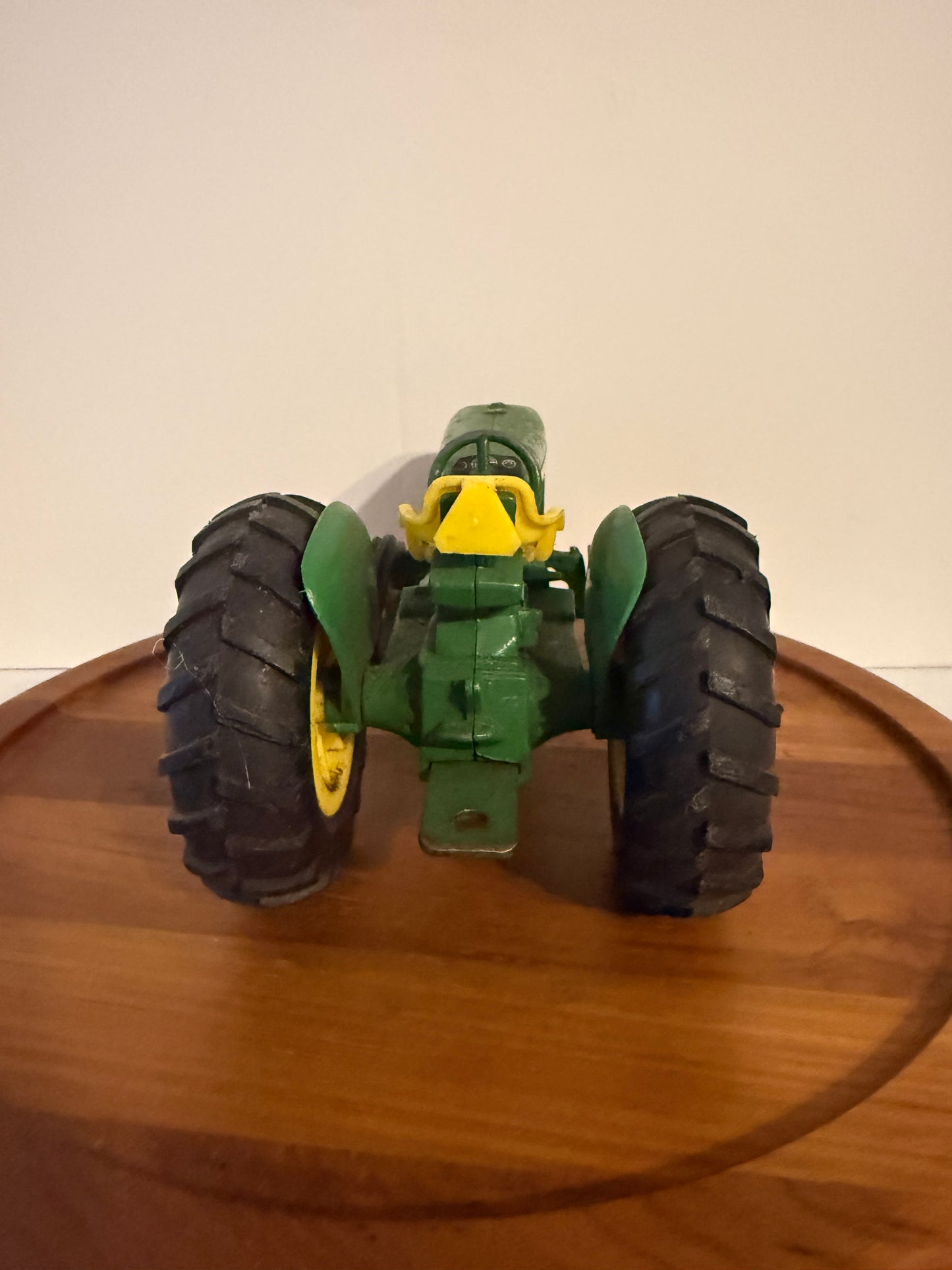 John Deere 3010