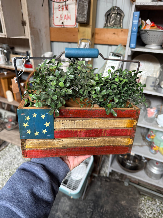 Patrotic wood box
