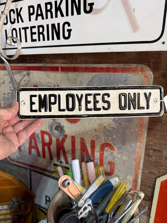 metal sign