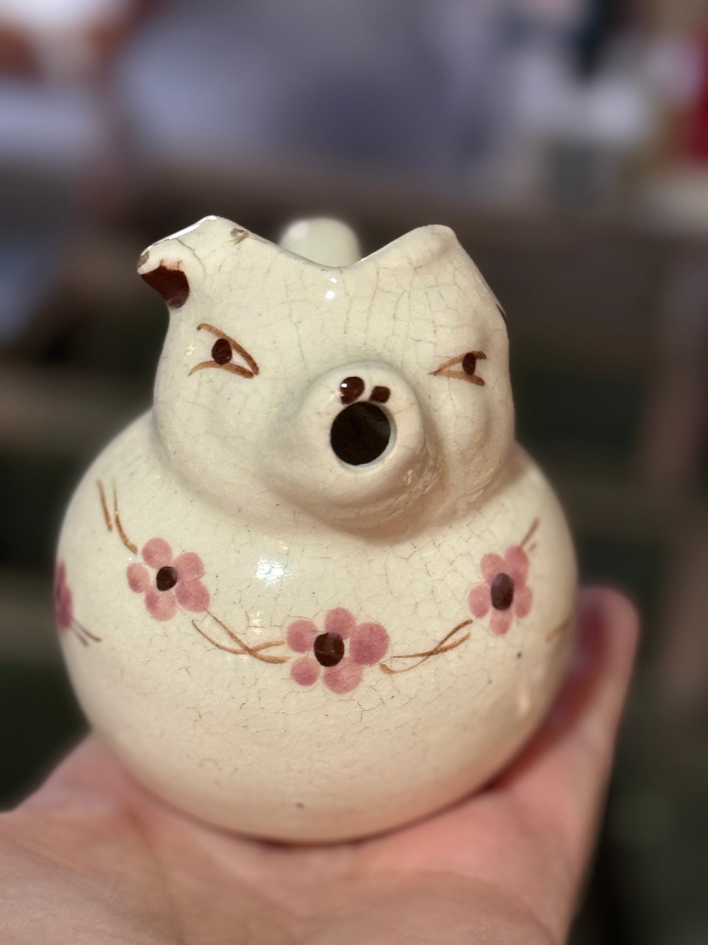 Shawnee pottery Pig