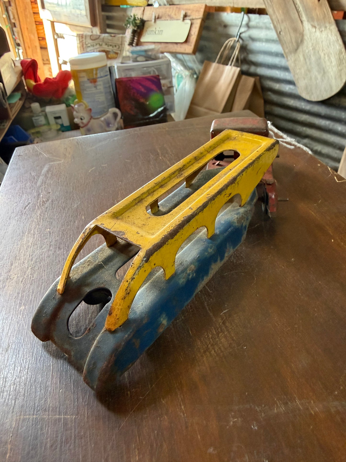 Wyandotte toy car carrier
