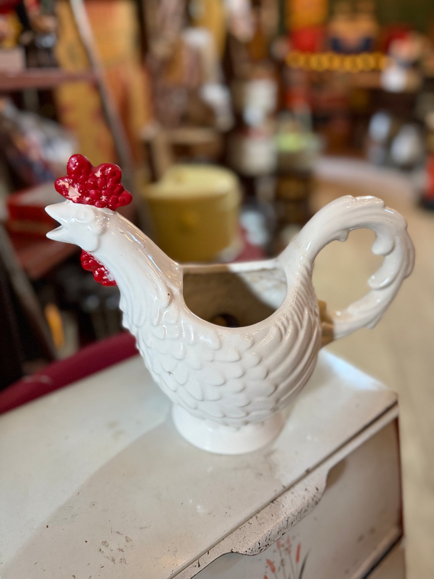 Rooster pitcher
