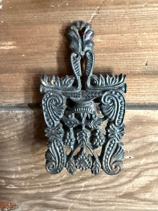 Trivet