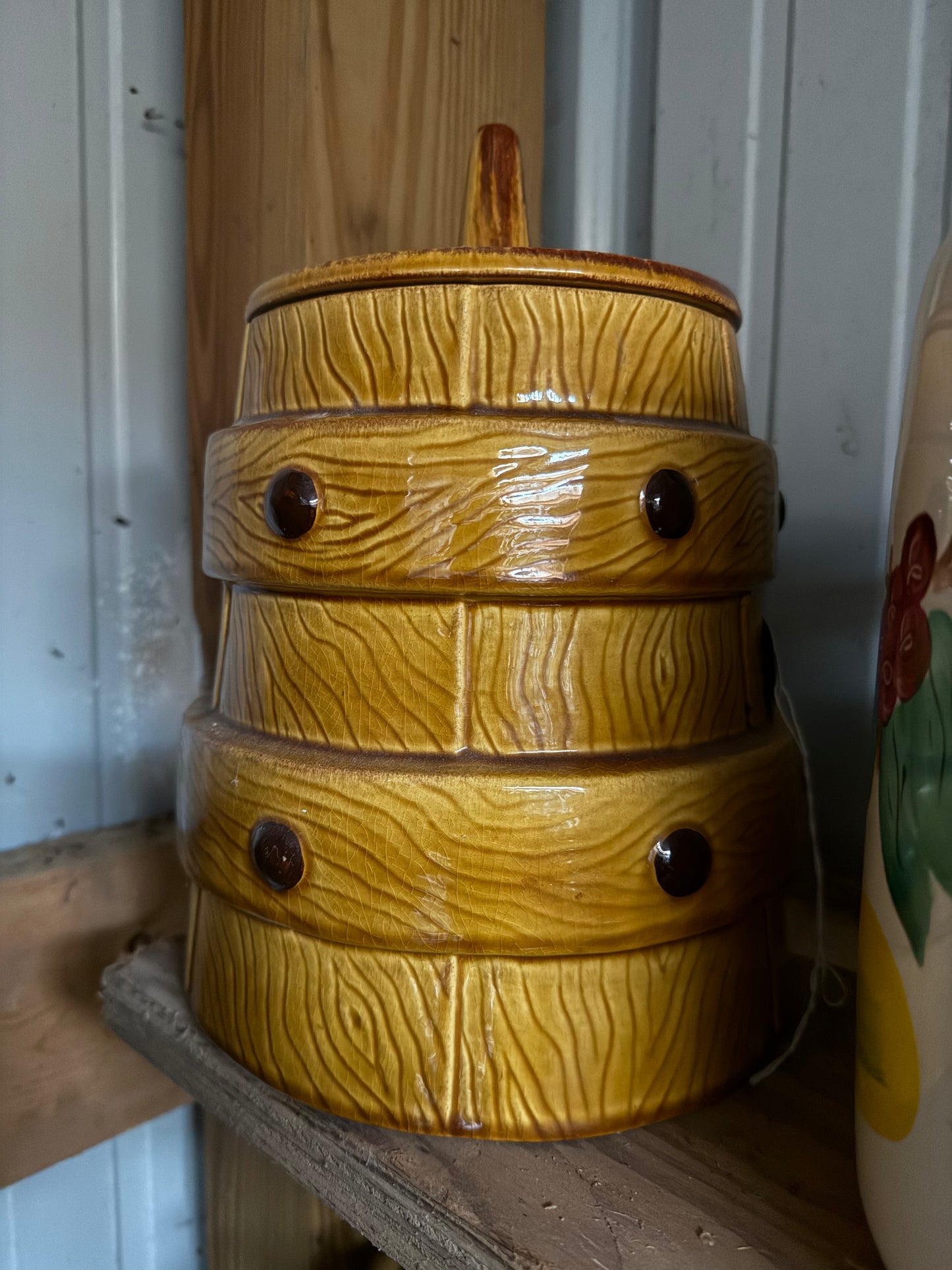 Cookie jar